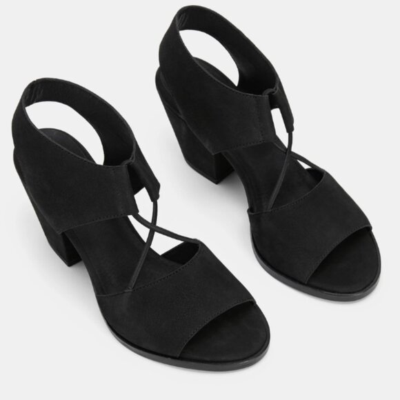 Eileen Fisher Doe tumbled nubuck sandal in black - Picture 6 of 7